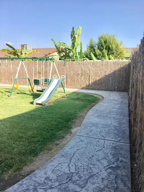 215 E Robin Ave, Visalia, CA 93291 photo 39