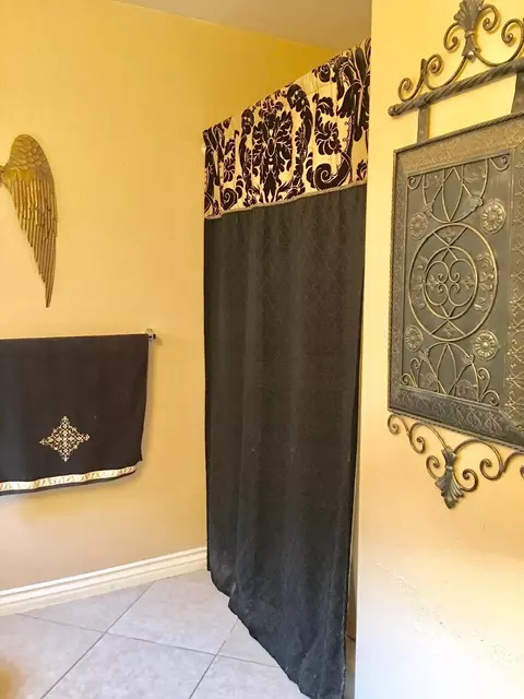 215 E Robin Ave, Visalia, CA 93291 photo 27