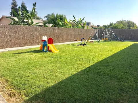 215 E Robin Ave, Visalia, CA 93291 photo 35