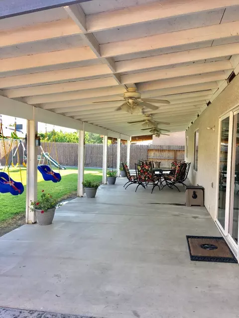 215 E Robin Ave, Visalia, CA 93291 photo 29