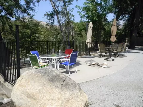42353 Sierra Dr, Three Rivers, CA 93271 photo 11