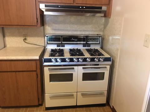 916 E Kaweah Ave, Visalia, CA 93292 photo 7