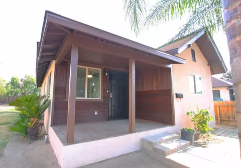 415 E Race Ave, Visalia, CA 93291 photo 32
