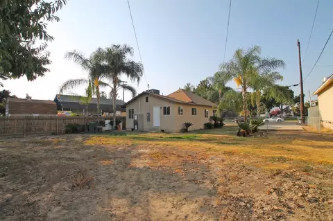 415 E Race Ave, Visalia, CA 93291 photo 30