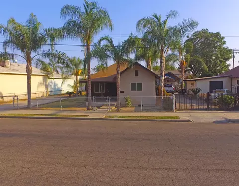 415 E Race Ave, Visalia, CA 93291 photo 4