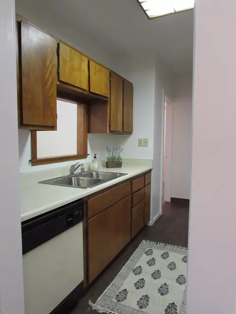 333 E Maple St, Exeter, CA 93221 photo 6