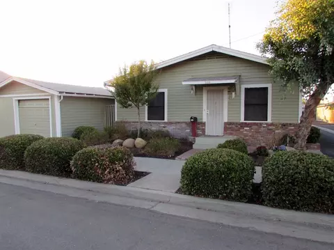 333 E Maple St, Exeter, CA 93221 photo 2