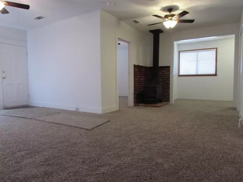 333 E Maple St, Exeter, CA 93221 photo 4