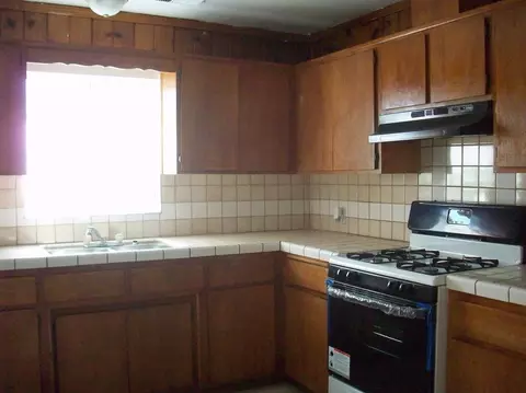 1504 E Sonora Ave, Tulare, CA 93274 photo 6