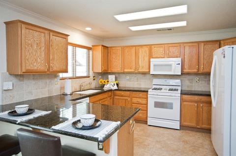 1935 E Monte Verde Ave, Visalia, CA 93292 photo 9