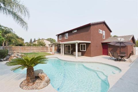 1935 E Monte Verde Ave, Visalia, CA 93292 photo 2
