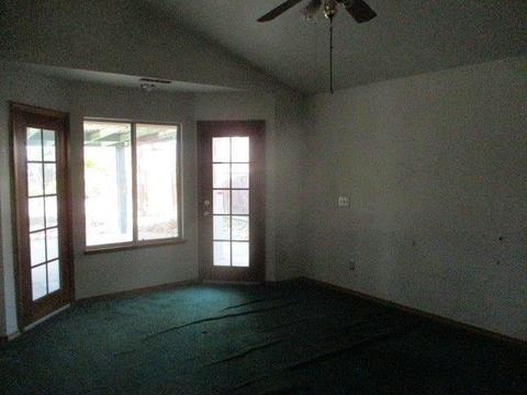 1426 E Vine Ct, Visalia, CA 93292 photo 14
