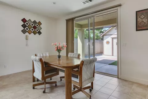183 Hampton St, Tulare, CA 93274 photo 10