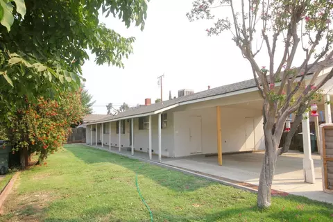 514 W Iris Ave, Visalia, CA 93277 photo 1