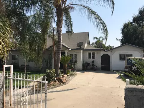 15735 Jasmine Ave #C, Ivanhoe, CA 93235 photo 3