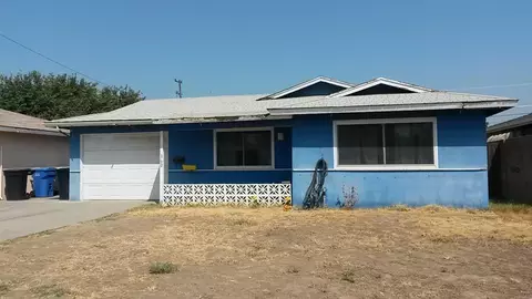 360 E D St, Lemoore, CA 93245 photo 1