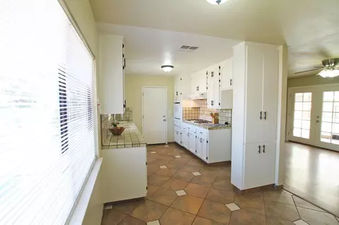 128 Bryant Ct, Exeter, CA 93221 photo 12