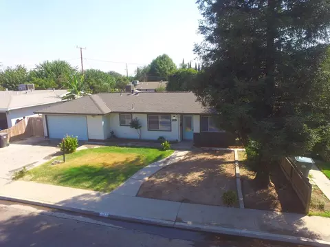 128 Bryant Ct, Exeter, CA 93221 photo 4