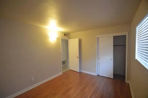 825 E Kaweah Ave, Visalia, CA 93292 photo 15