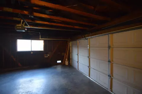 825 E Kaweah Ave, Visalia, CA 93292 photo 24