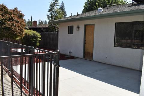 1134 E Rose Ct, Visalia, CA 93292 photo 36