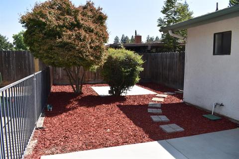 1134 E Rose Ct, Visalia, CA 93292 photo 34
