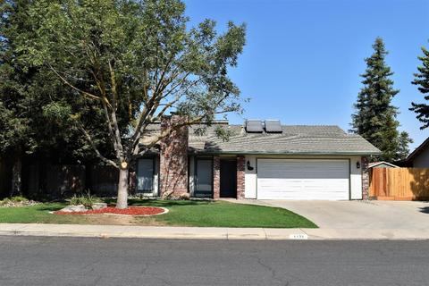 1134 E Rose Ct, Visalia, CA 93292 photo 1