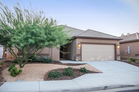 313 S Wind Ct, Visalia, CA 93292 photo 1