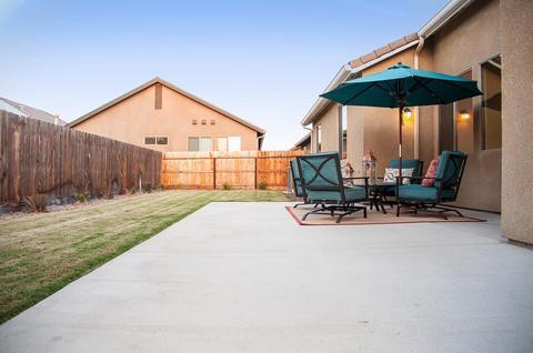 352 S Wind Ct, Visalia, CA 93292 photo 32