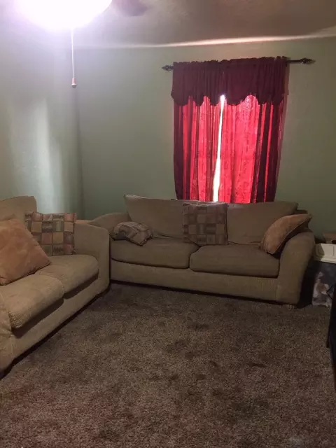 148 S Quince Ave, Exeter, CA 93221 photo 3
