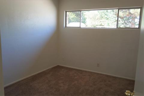1460 E Carol Ave, Pixley, CA 93256 photo 16