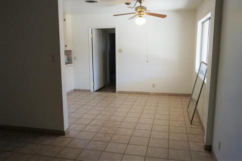 1460 E Carol Ave, Pixley, CA 93256 photo 7