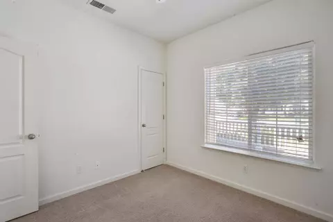 1107 Prosperity Dr, Lemoore, CA 93245 photo 26