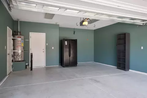 1107 Prosperity Dr, Lemoore, CA 93245 photo 33