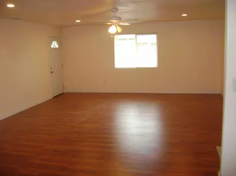 223 E 2nd St, Hanford, CA 93230 photo 16