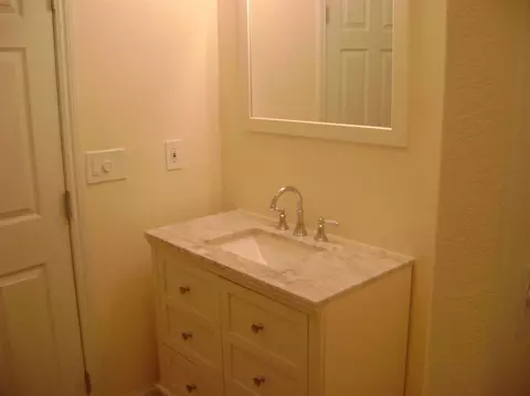 223 E 2nd St, Hanford, CA 93230 photo 13