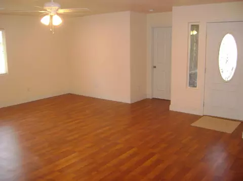 223 E 2nd St, Hanford, CA 93230 photo 18