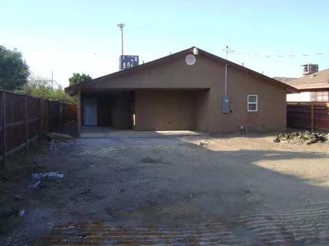 223 E 2nd St, Hanford, CA 93230 photo 26