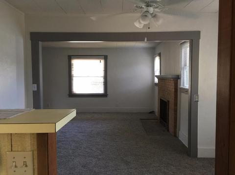 723 E King Ave, Tulare, CA 93274 photo 11