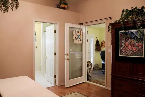 3941 E Iris Ct, Visalia, CA 93292 photo 17