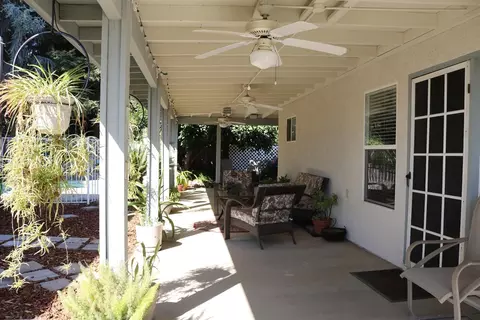 3941 E Iris Ct, Visalia, CA 93292 photo 22