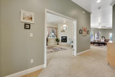 738 Saint Thomas Ct, Exeter, CA 93221 photo 12