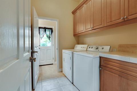 738 Saint Thomas Ct, Exeter, CA 93221 photo 21