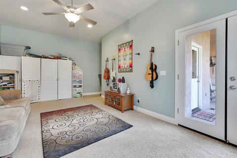 738 Saint Thomas Ct, Exeter, CA 93221 photo 19