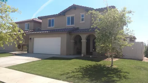 624 Flying Cloud Dr, Imperial, CA 92251 photo 1