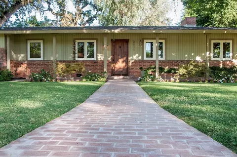 2633 E Westcott, Visalia, CA 93292 photo 2