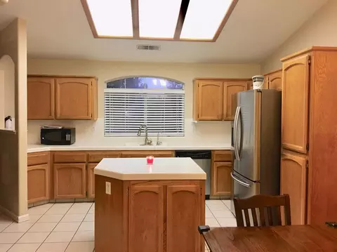 14457 Sunset Ave, Kerman, CA 93630 photo 3