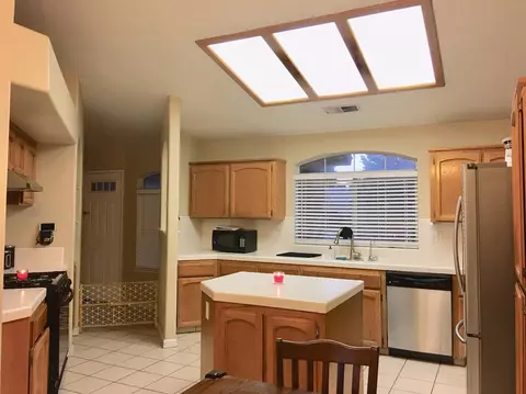 14457 Sunset Ave, Kerman, CA 93630 photo 5