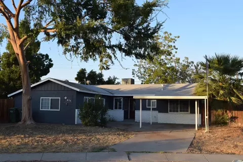 875 E Sunset Dr, Dinuba, CA 93618 photo 2
