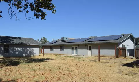 7585 Live Oak Dr, Sanger, CA 93657 photo 10